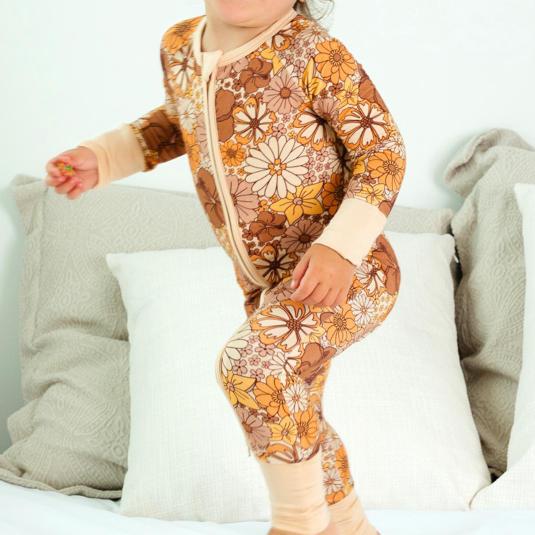 flower bamboo baby pajamas-close up